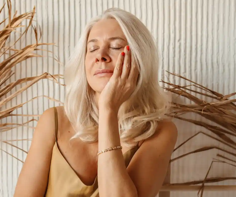 woman suffering from jowls